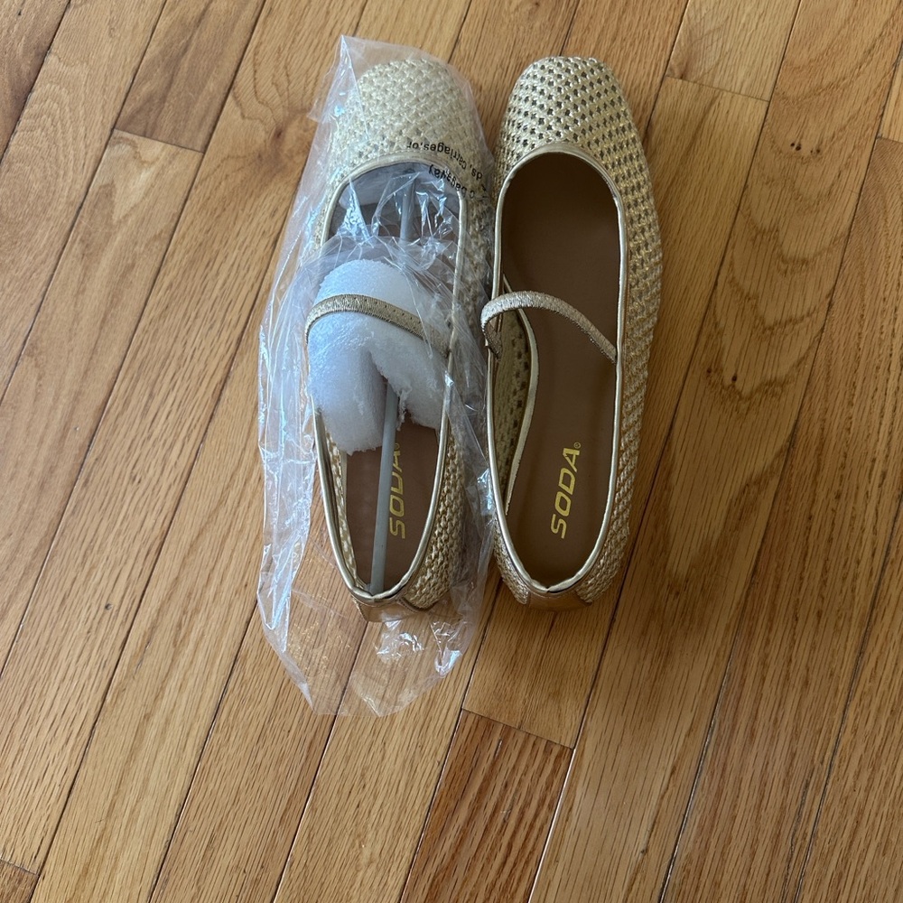 Soda Gold Textured Flats